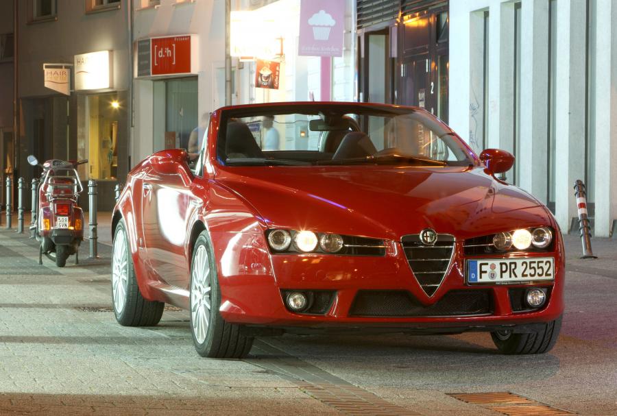  Alfa Romeo Spider (939E) 2008 года  (WW) (фото 11 из 40)